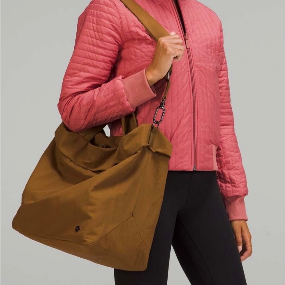 Lululemon On My Level Bag 19L Burnt Caramel